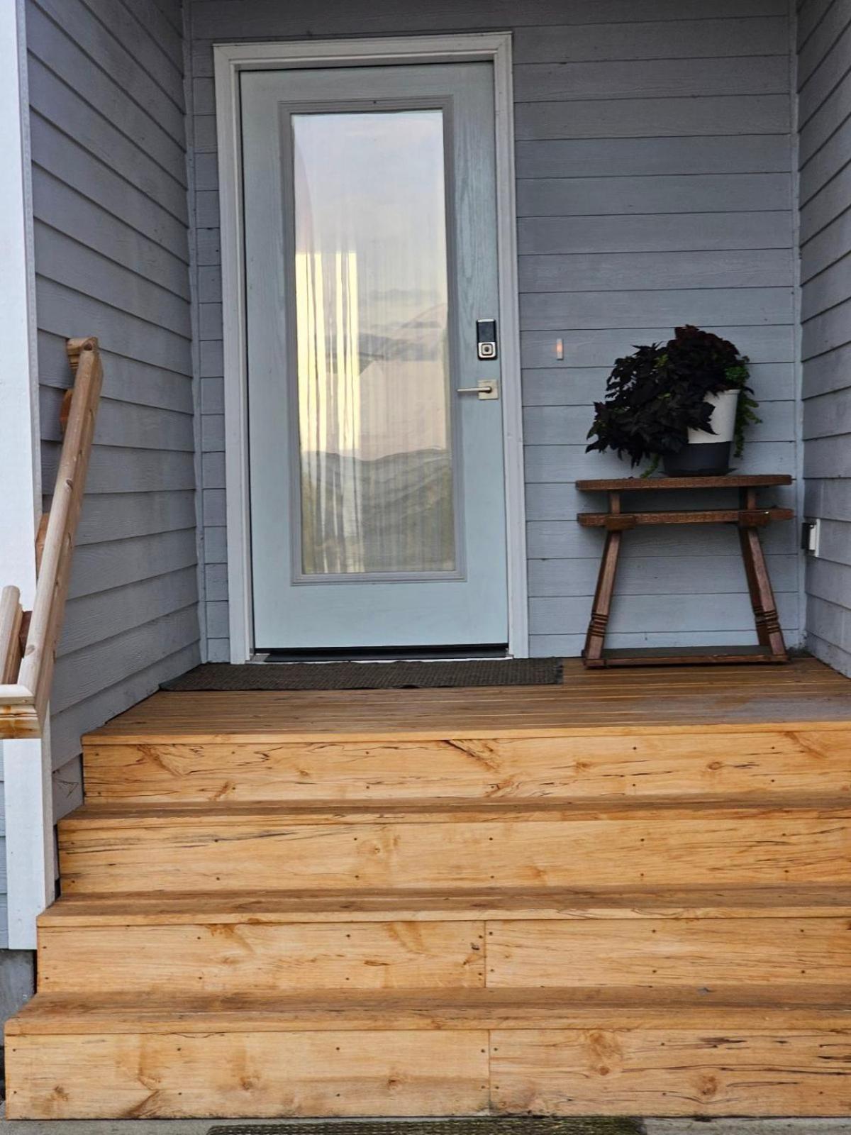 Holiday home Modern Beachfront At The Admiralty Retreat Coupeville